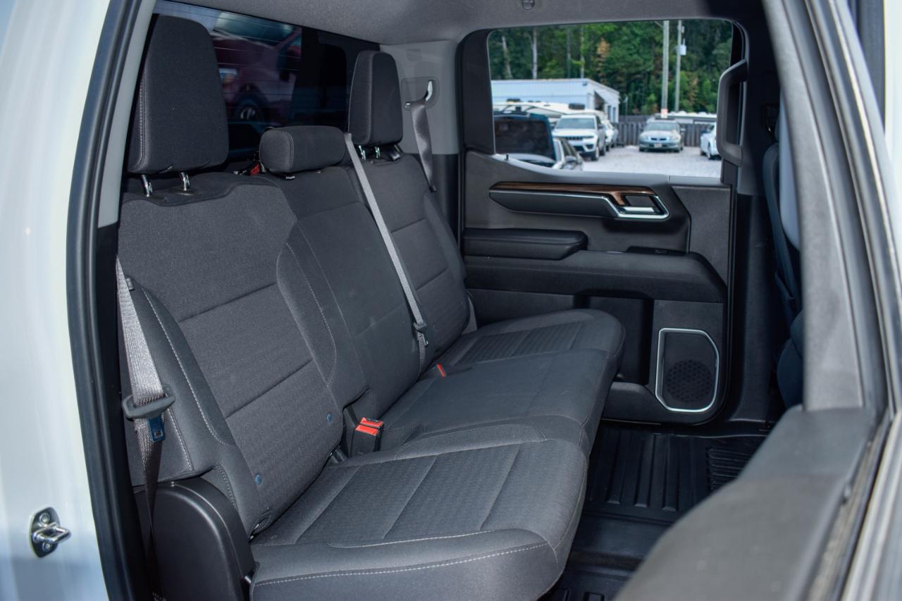 Chevrolet Silverado 1500 LT Crew Cab 2WD 2023