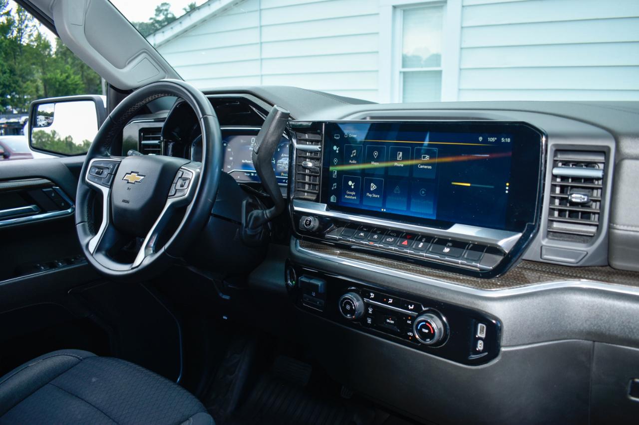 Chevrolet Silverado 1500 LT Crew Cab 2WD 2023