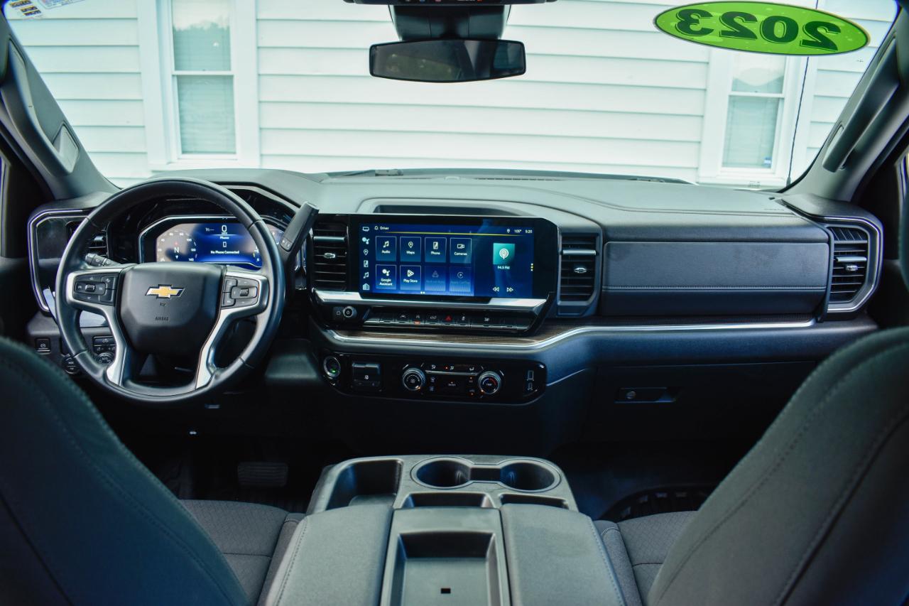 Chevrolet Silverado 1500 LT Crew Cab 2WD 2023