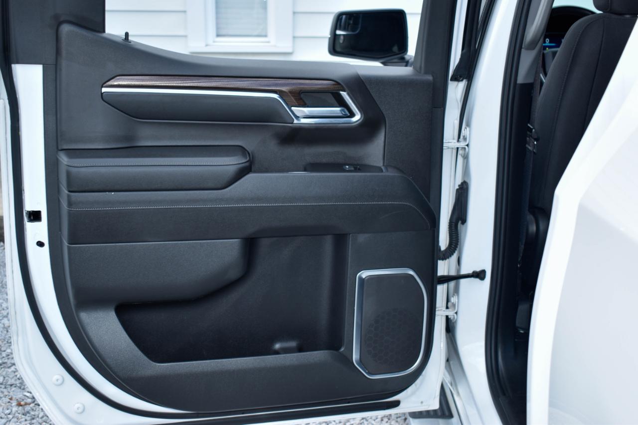 Chevrolet Silverado 1500 LT Crew Cab 2WD 2023