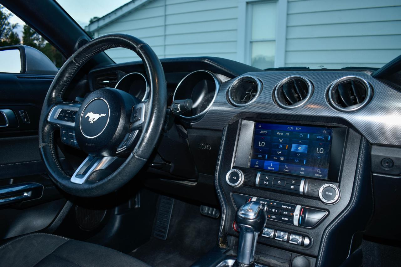 Ford Mustang EcoBoost Coupe 2020