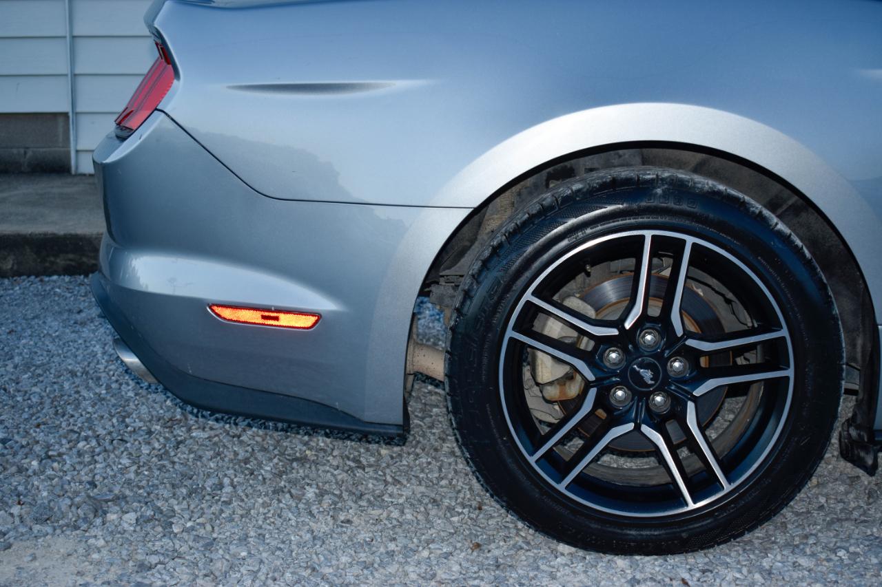 Ford Mustang EcoBoost Coupe 2020
