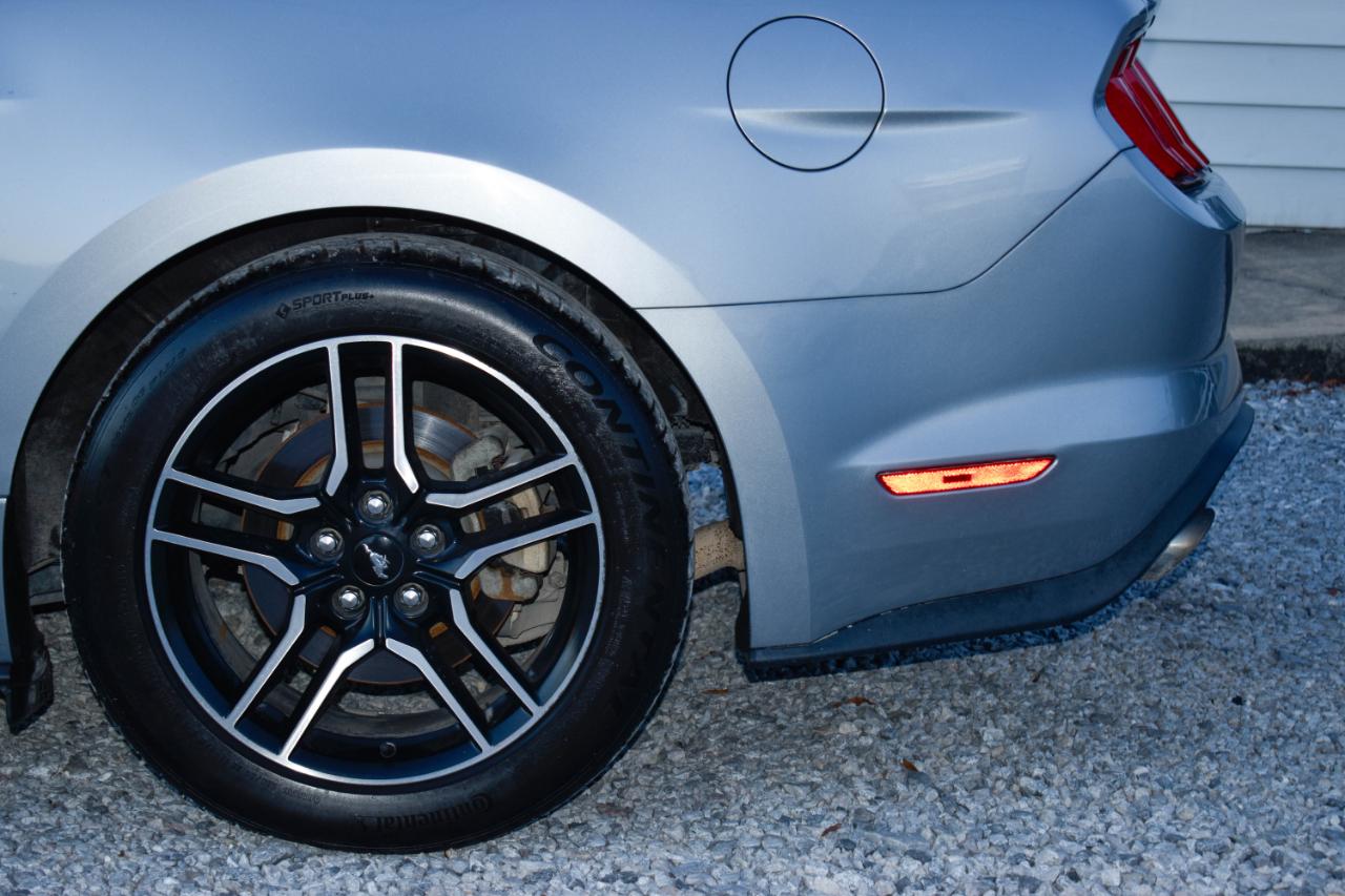 Ford Mustang EcoBoost Coupe 2020