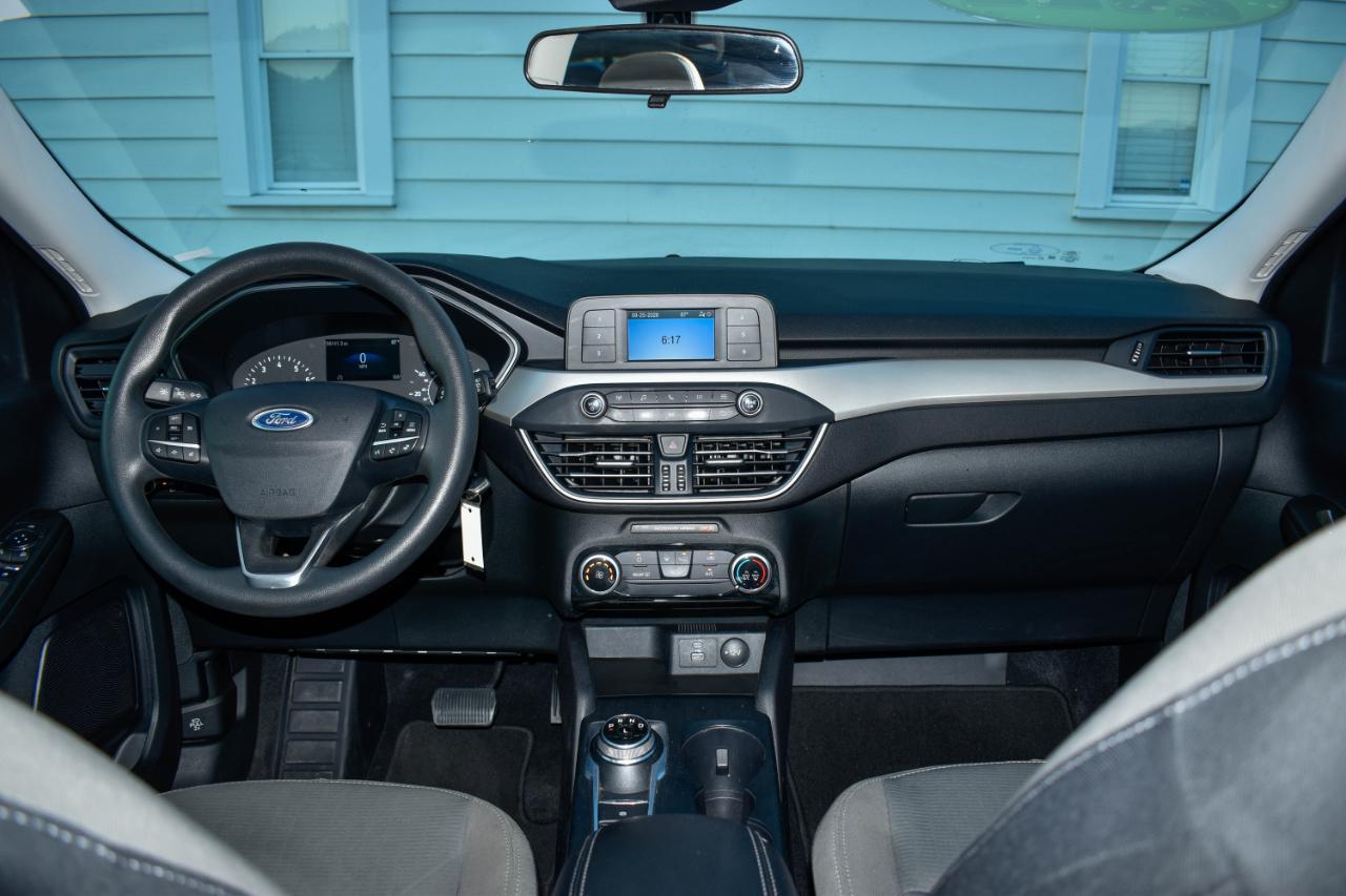 Ford Escape S 2022