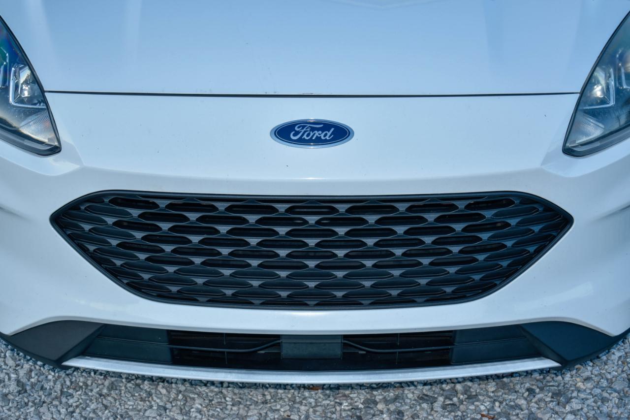 Ford Escape S 2022