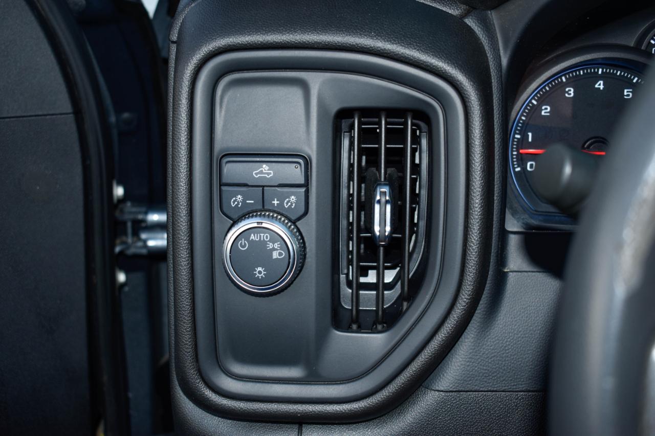 GMC Sierra 1500 Base Double Cab 2WD 2021