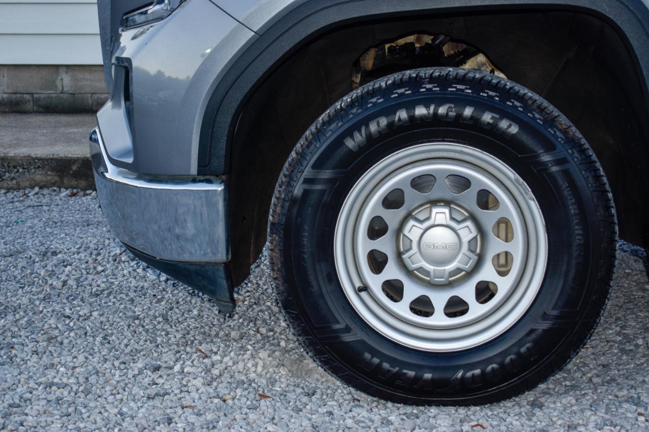 GMC Sierra 1500 Base Double Cab 2WD 2021