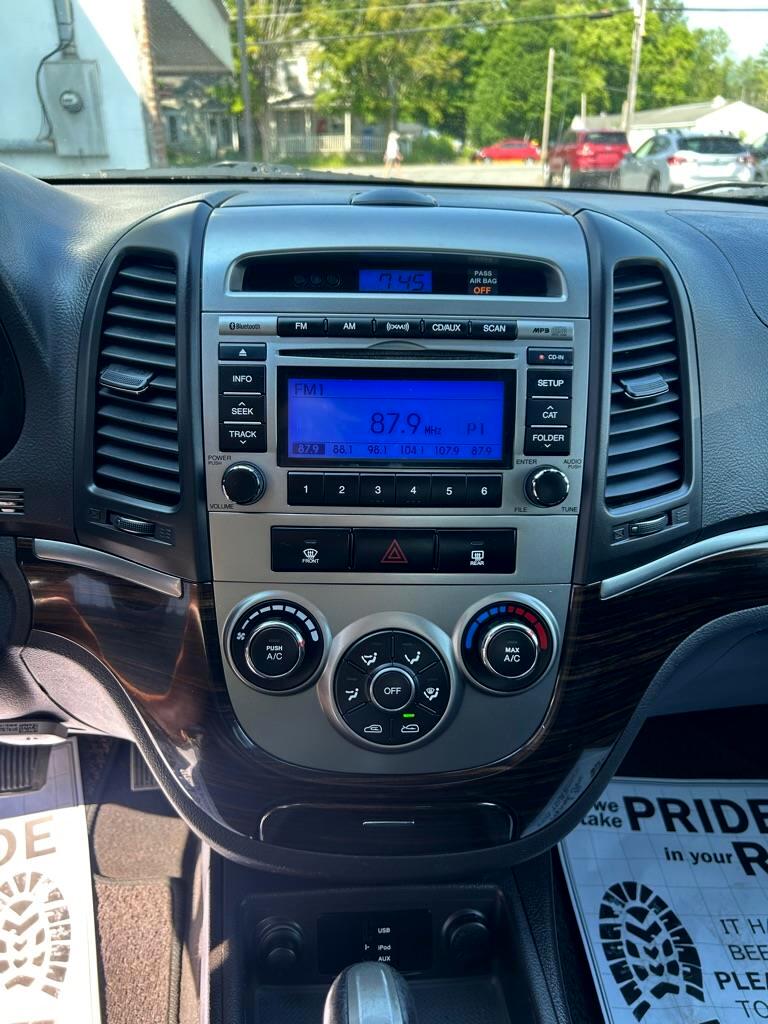 Hyundai Santa Fe  2011