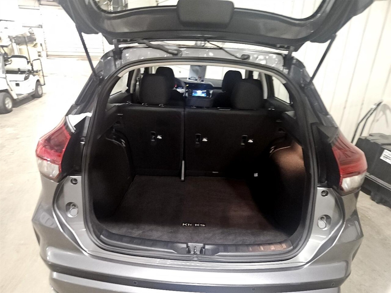 Nissan Kicks SV 2024