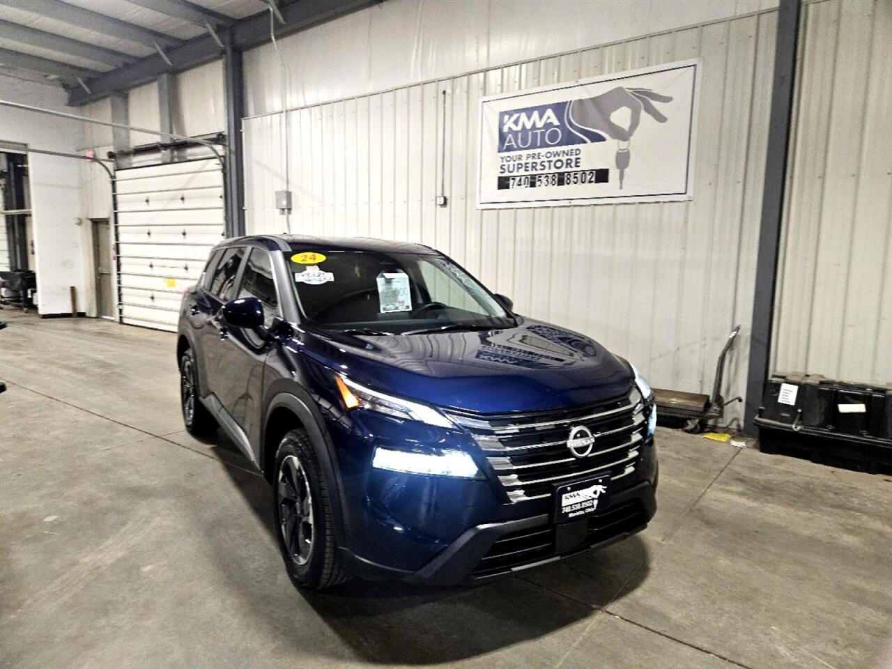 2025 Nissan Rogue SV's photo