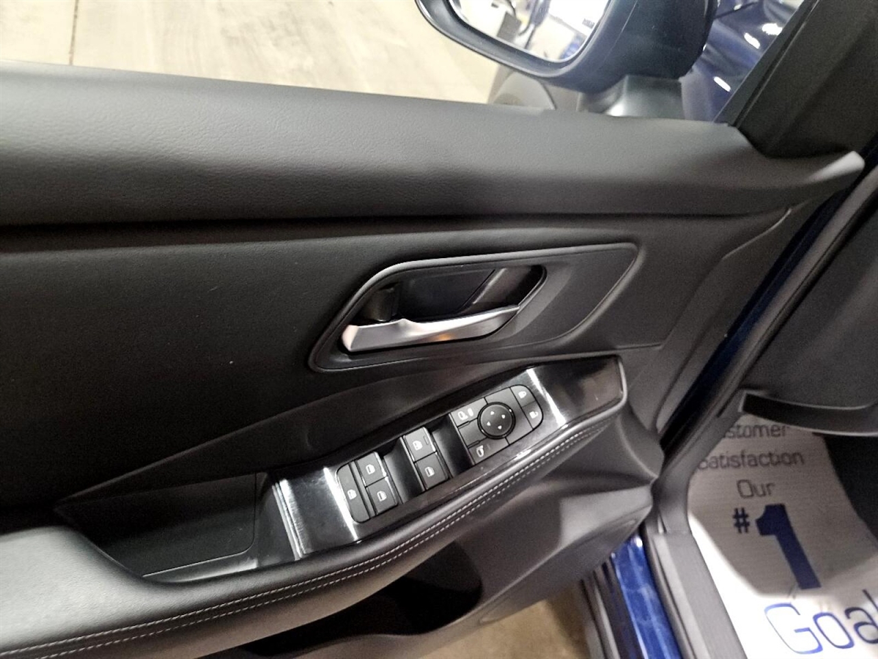 Nissan Rogue SV AWD 2025