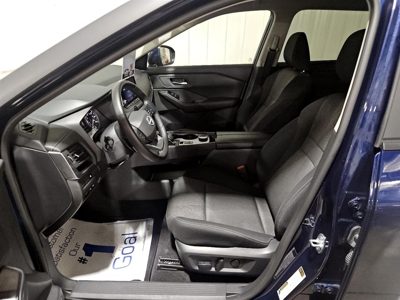 Nissan Rogue SV AWD 2025