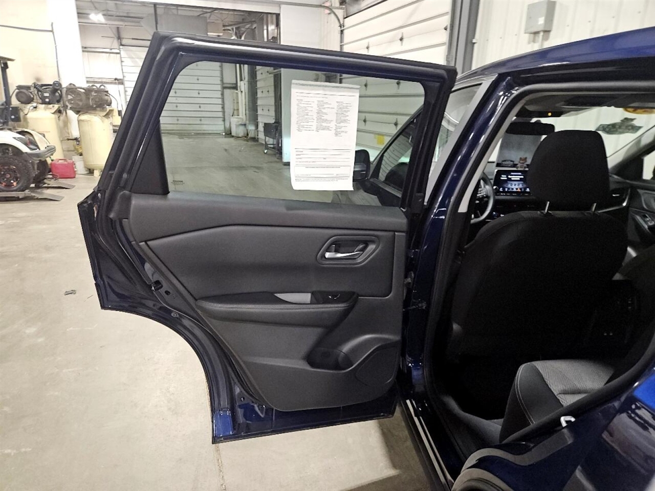 Nissan Rogue SV AWD 2025