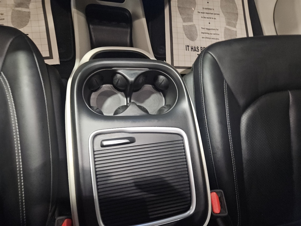 Chrysler Pacifica Touring L 2024