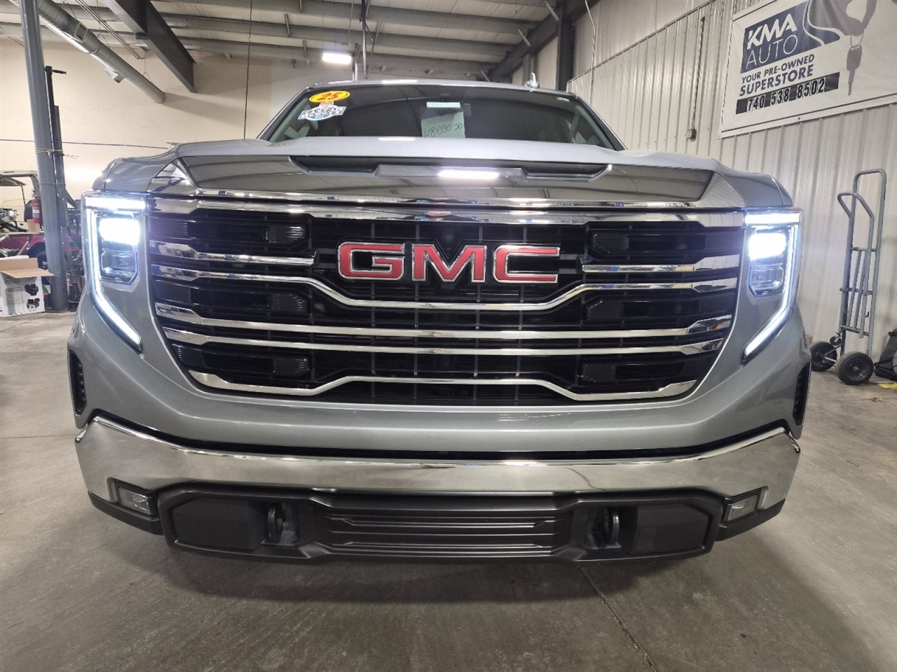 GMC Sierra 1500 SLT Crew Cab 4WD 2025
