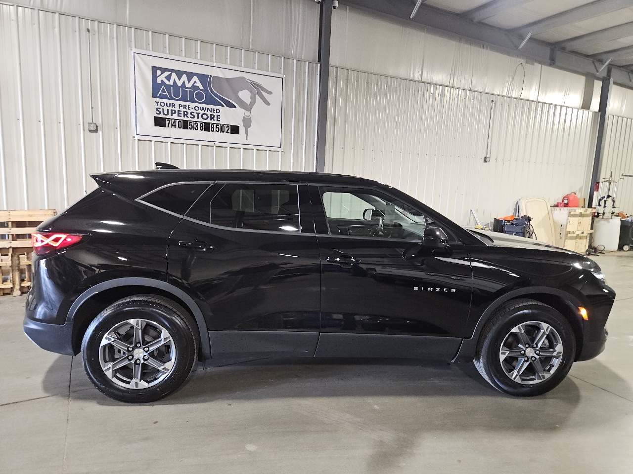 2025 Chevrolet Blazer 2LT photo 3