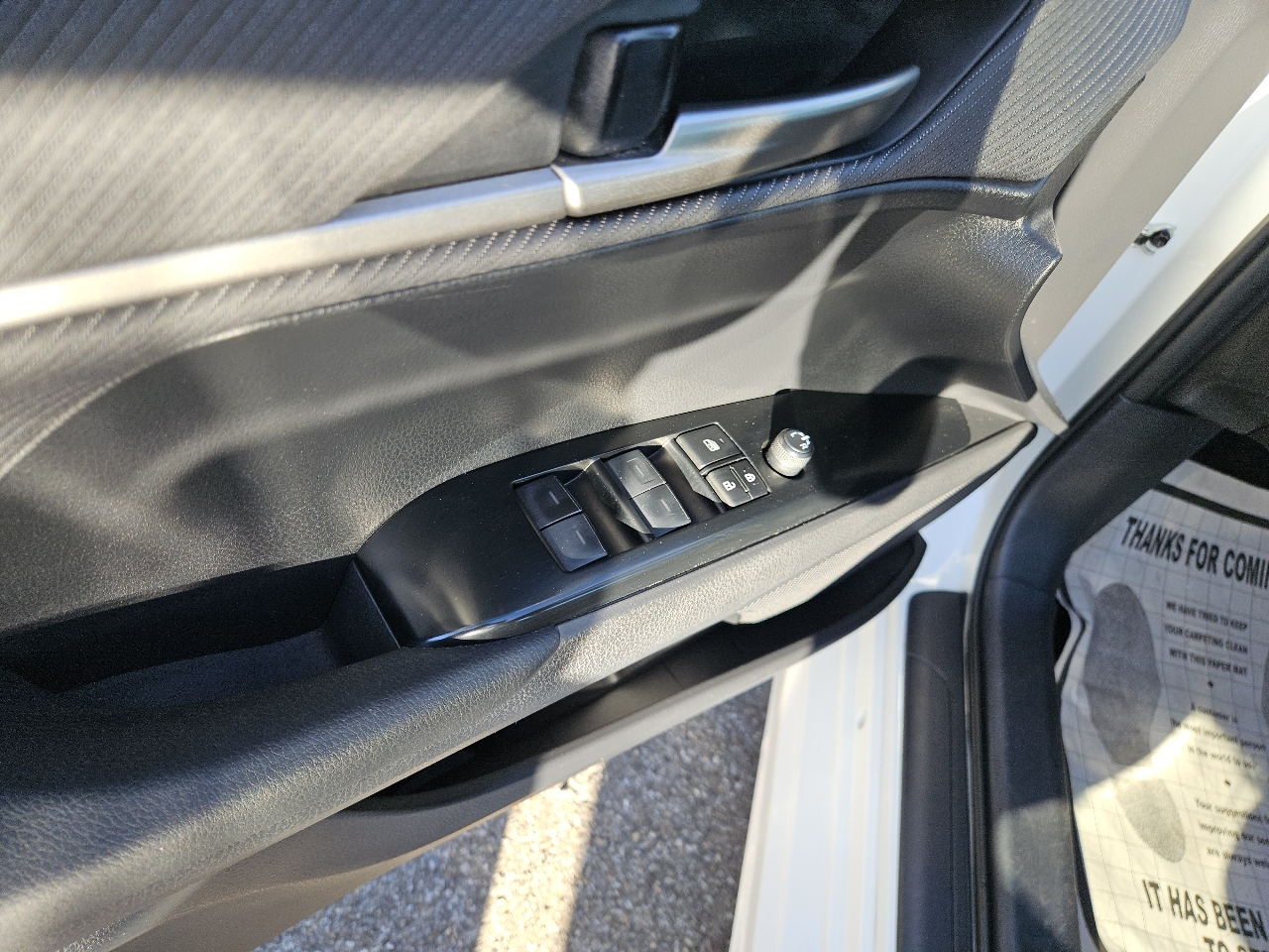 Toyota Camry Hybrid XLE 2025 Toyota Camry Hybrid XLE 2025