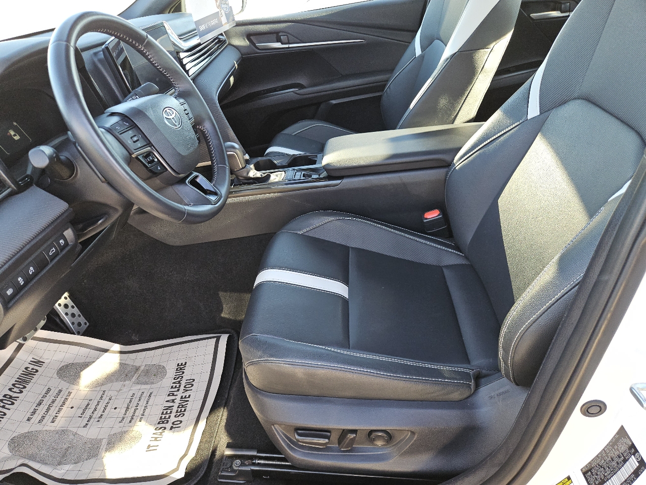 Toyota Camry Hybrid XLE 2025 Toyota Camry Hybrid XLE 2025