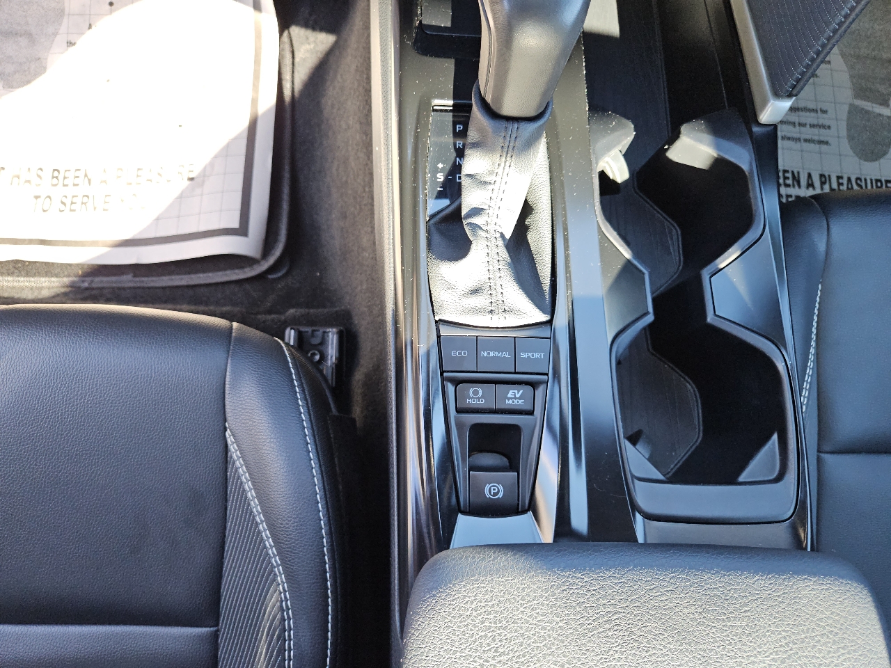 Toyota Camry Hybrid XLE 2025 Toyota Camry Hybrid XLE 2025