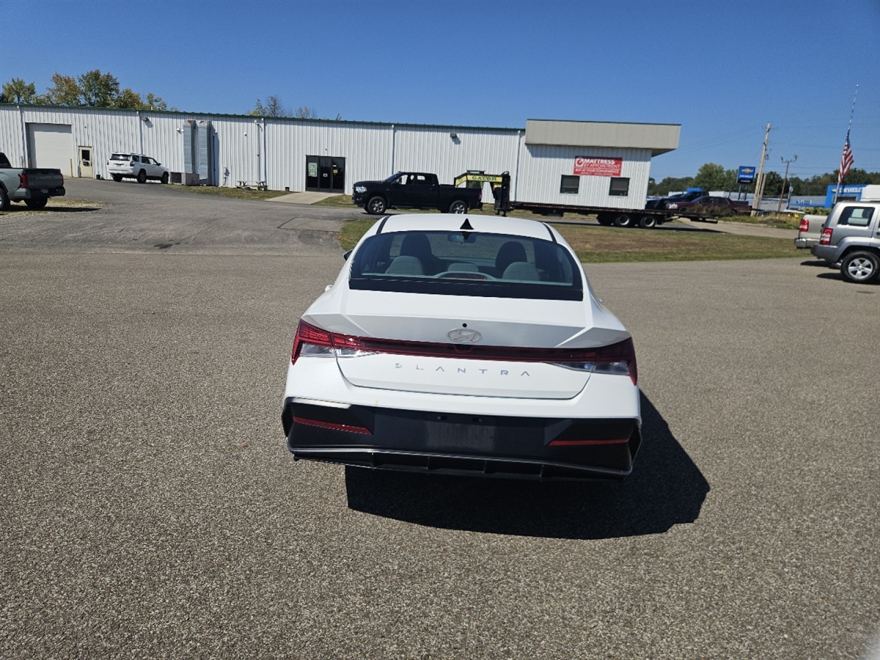 Hyundai Elantra SEL Convenience 2025