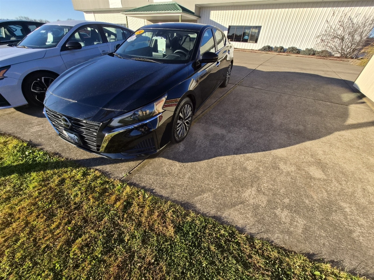 Nissan Altima 2.5 SV 2024