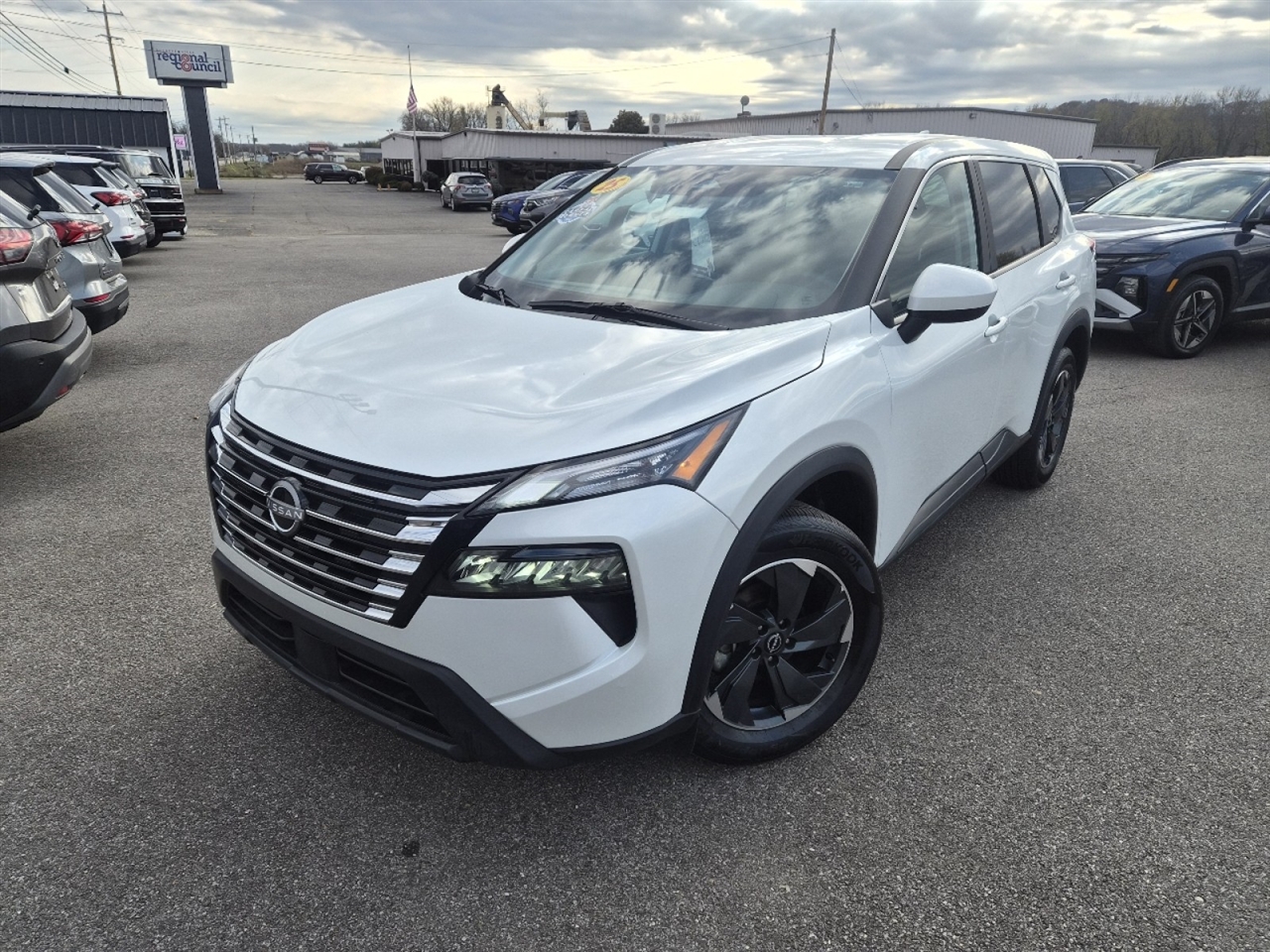 Nissan Rogue SV AWD 2025