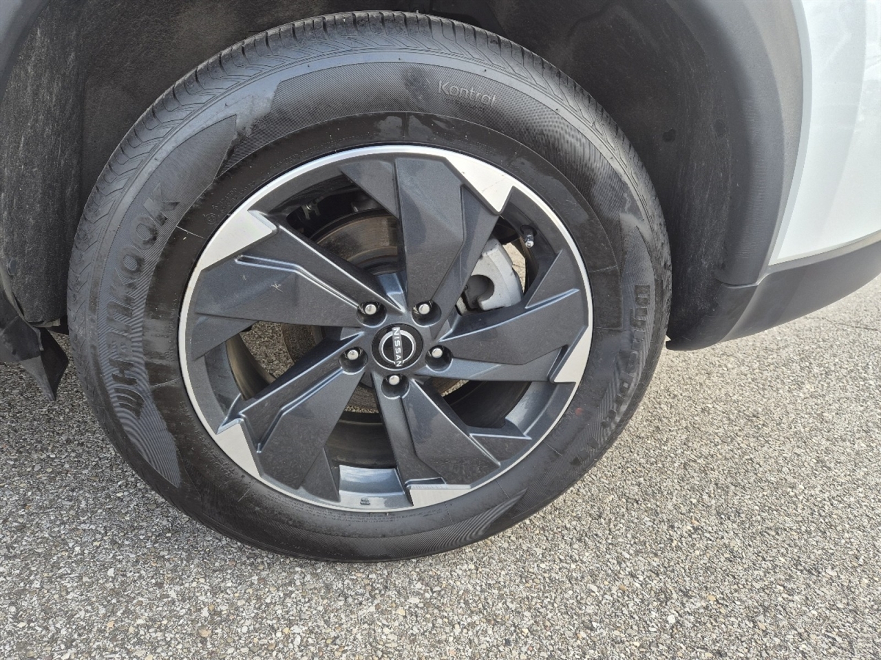 Nissan Rogue SV AWD 2025