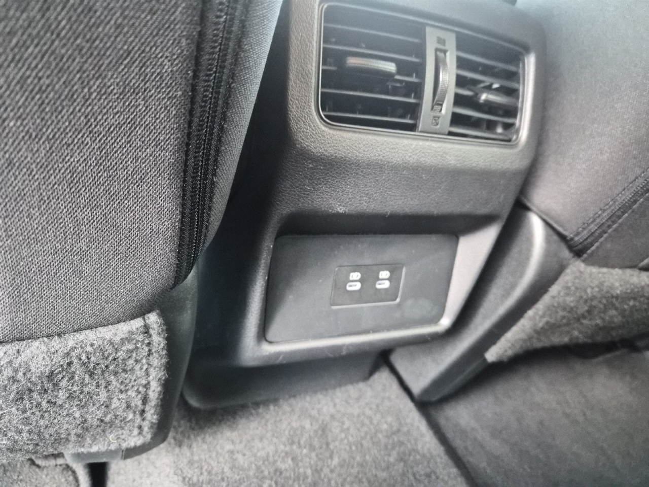 Nissan Rogue SV AWD 2025