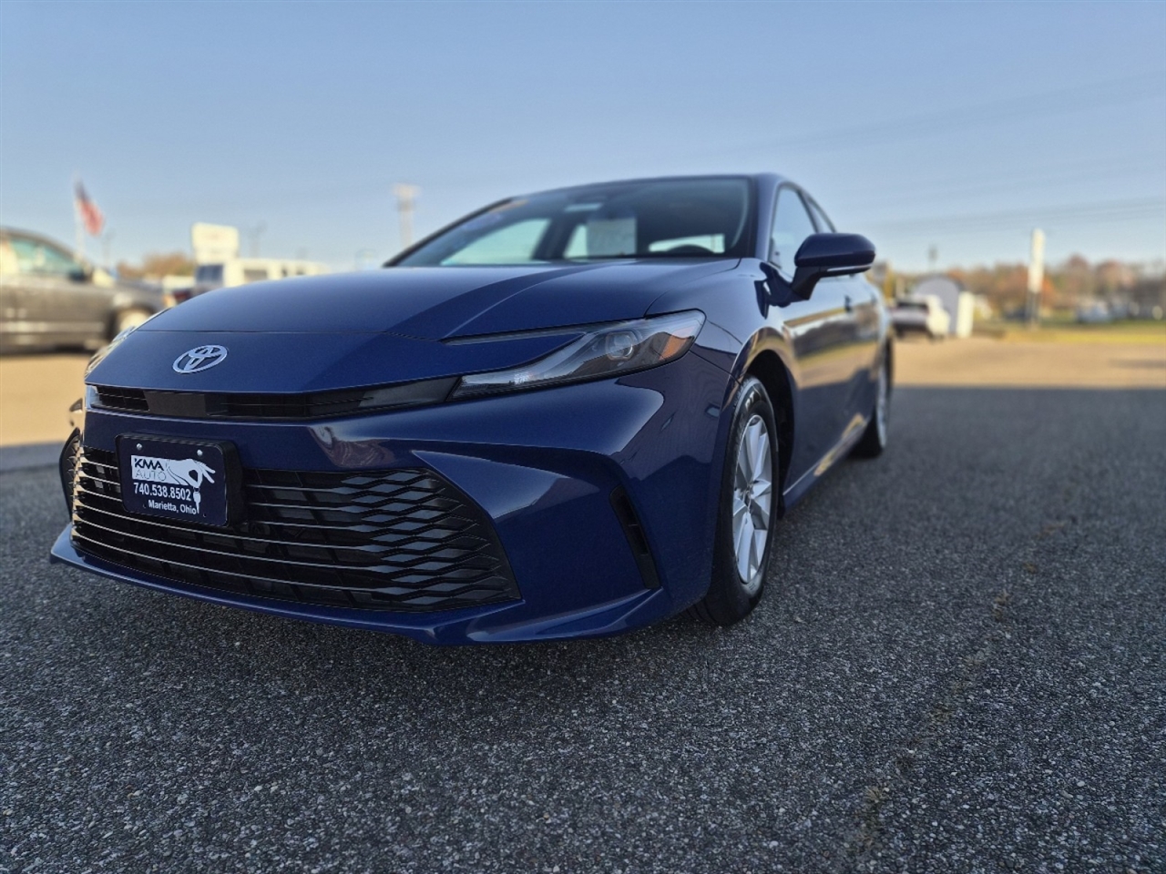 Toyota Camry Hybrid XLE 2025