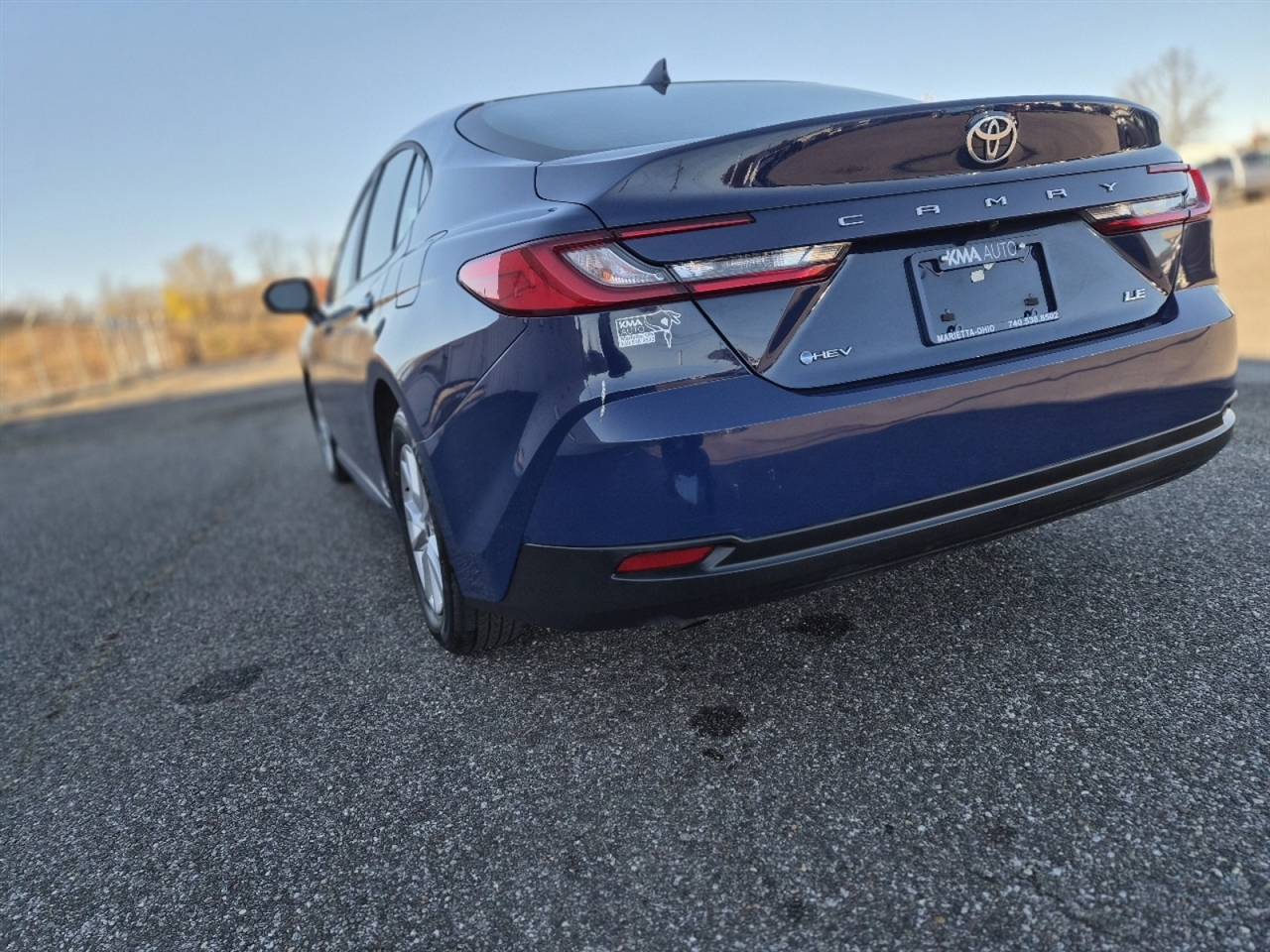 Toyota Camry Hybrid XLE 2025