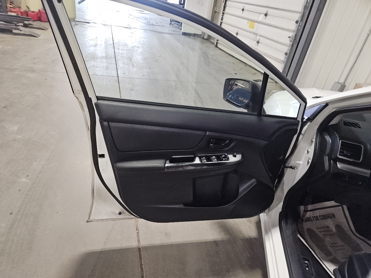 Subaru Impreza 2.0i PZEV CVT 4-Door 2015 Subaru Impreza 2.0i PZEV CVT 4-Door 2015