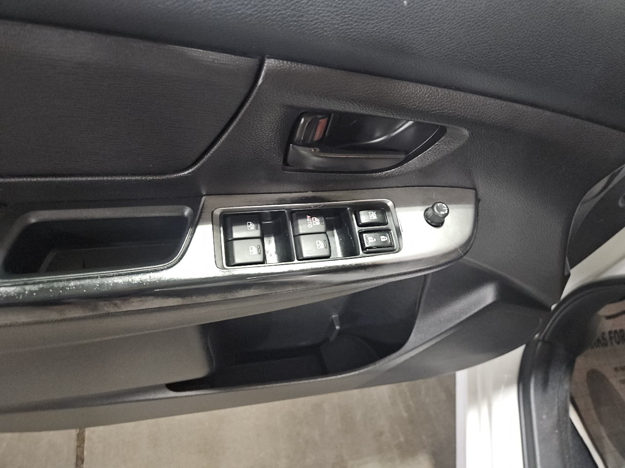 Subaru Impreza 2.0i PZEV CVT 4-Door 2015 Subaru Impreza 2.0i PZEV CVT 4-Door 2015