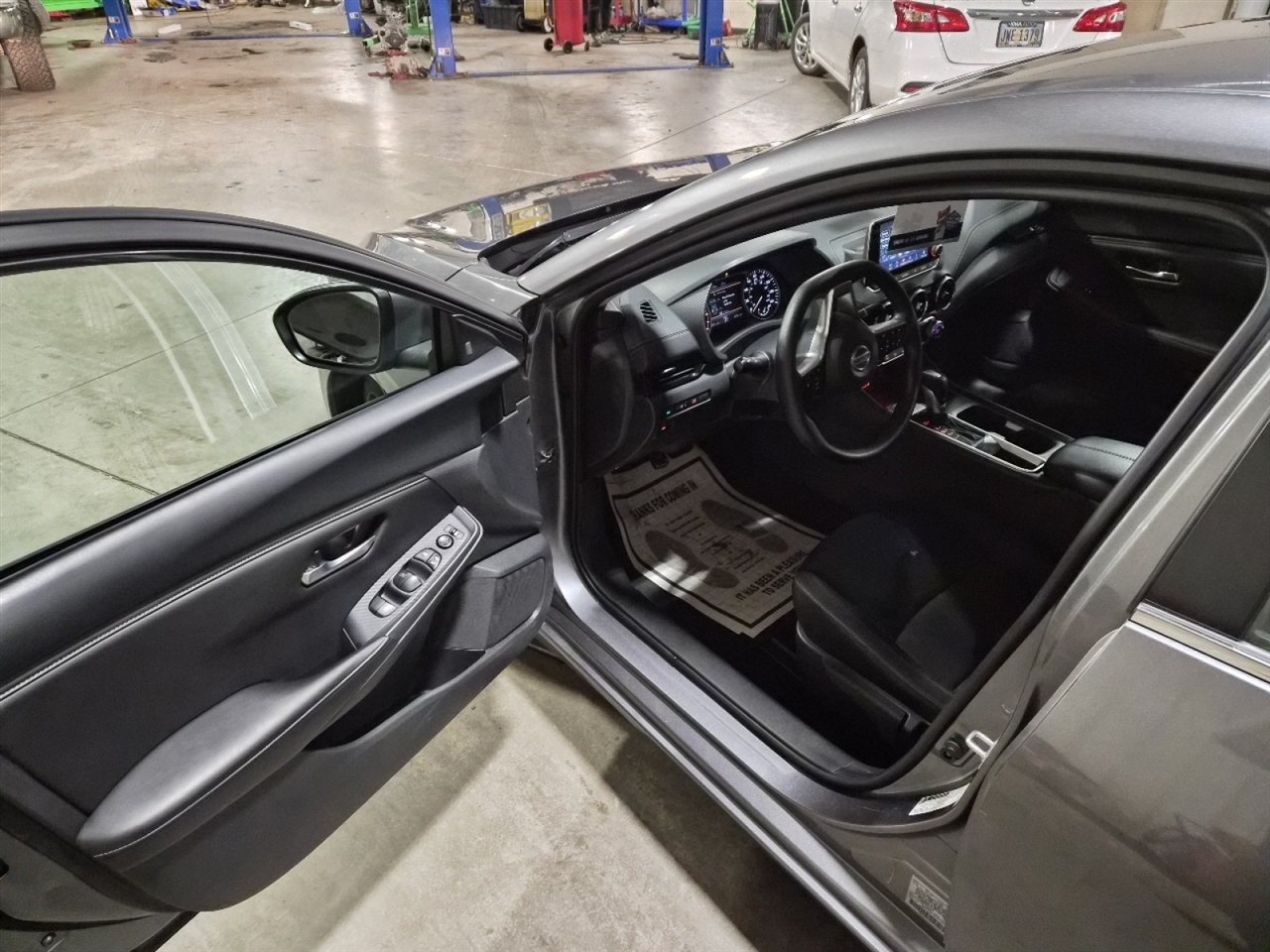 Nissan Sentra SV 2023