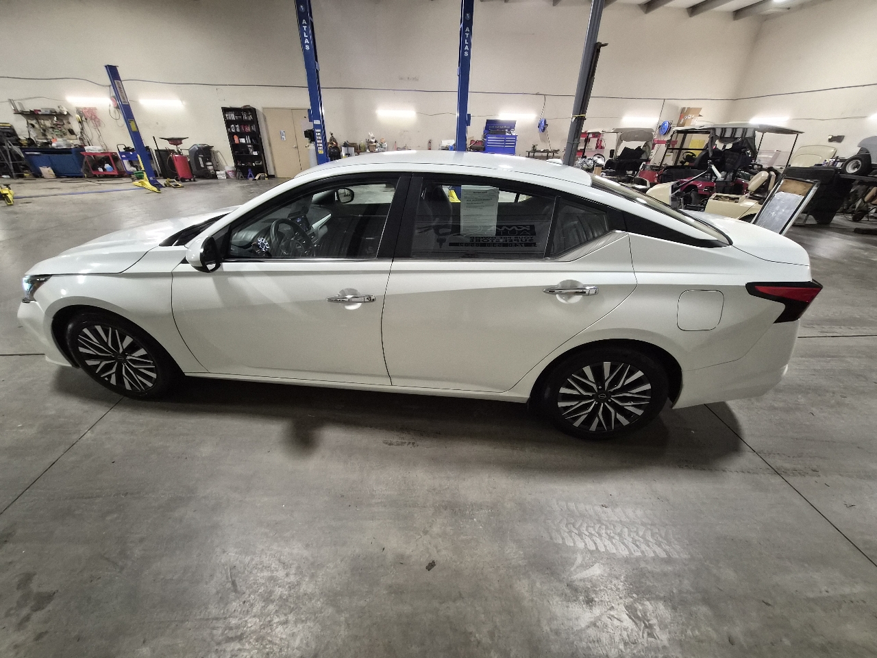 2023 Nissan Altima 2.5 SV