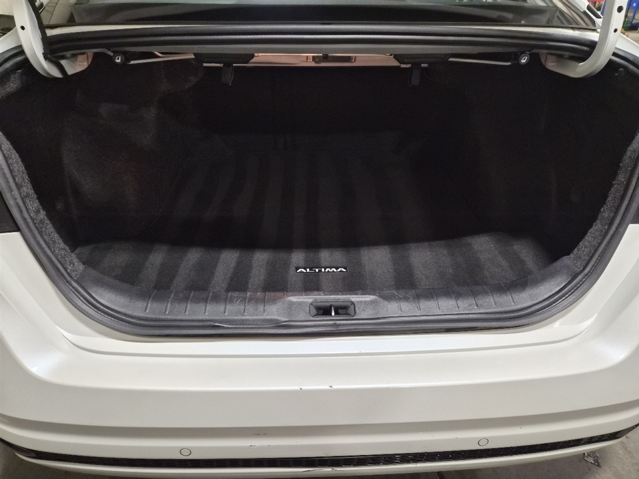 Nissan Altima 2.5 SV 2023