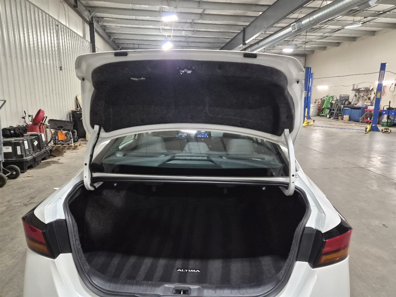 Nissan Altima 2.5 SV 2023