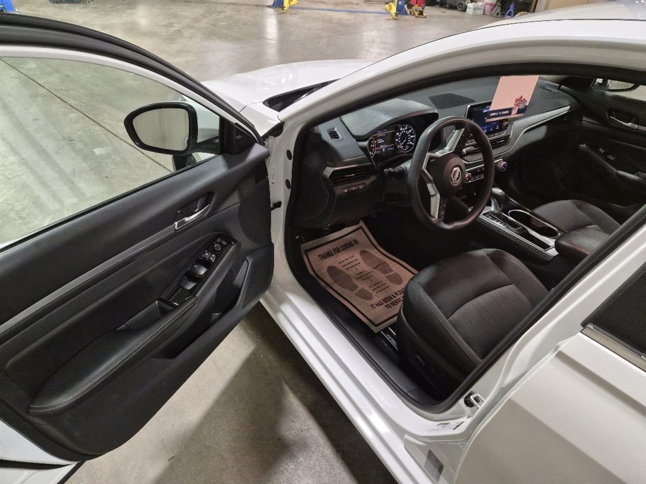 Nissan Altima 2.5 SV 2023