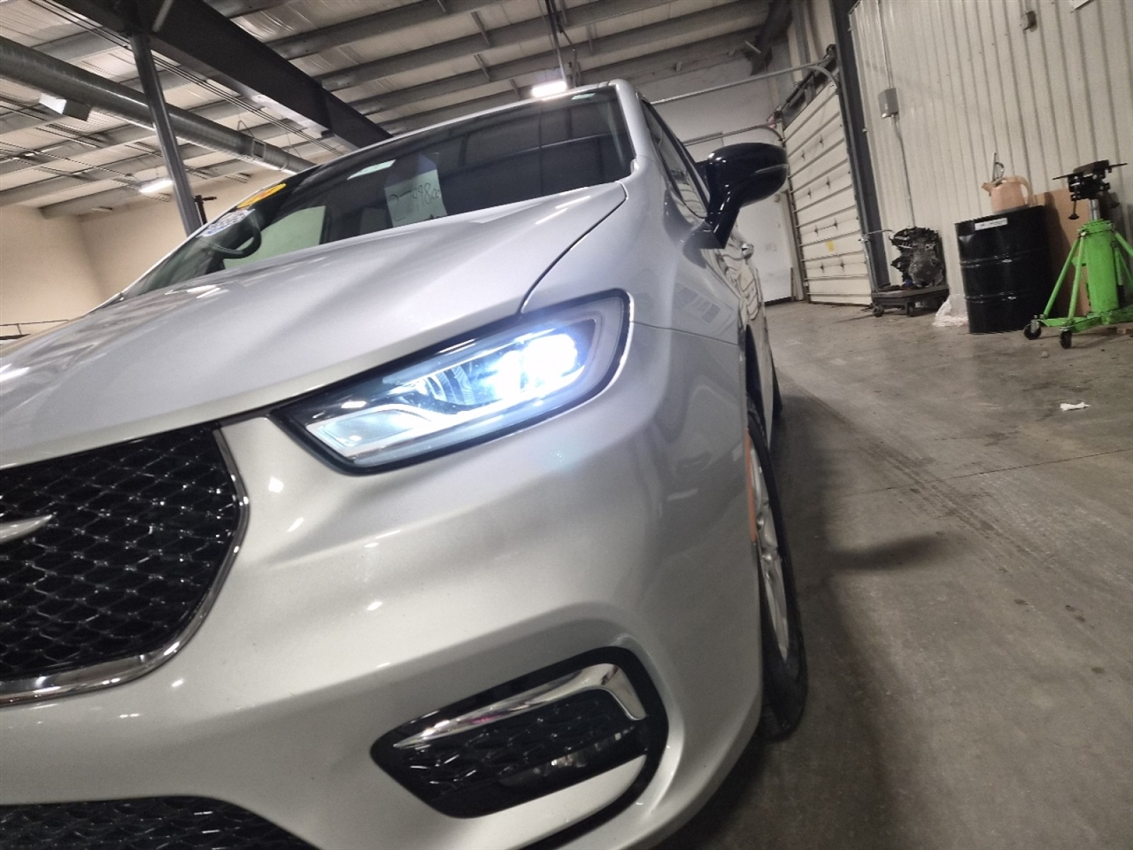 Chrysler Pacifica Touring L 2024