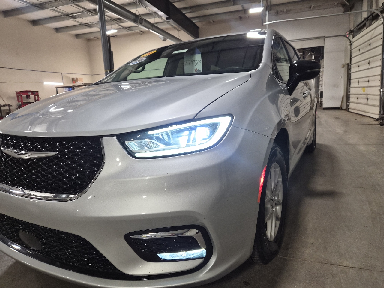 2024 Chrysler Pacifica Touring L