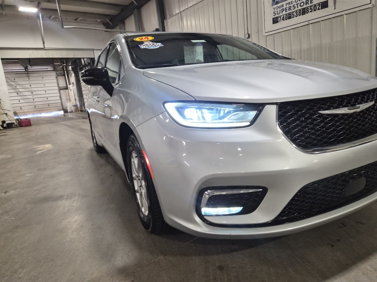 Chrysler Pacifica Touring L 2024