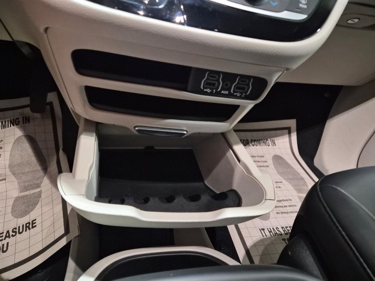 Chrysler Pacifica Touring L 2024