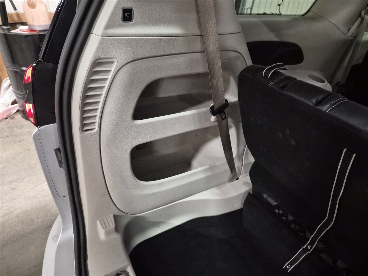 Chrysler Pacifica Touring L 2024