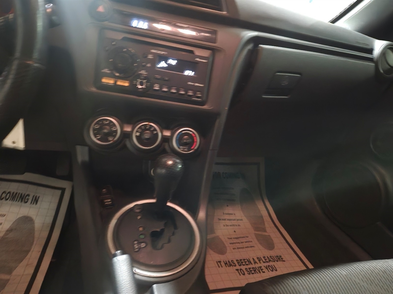 Scion tC Sports Coupe 6-Spd AT 2012