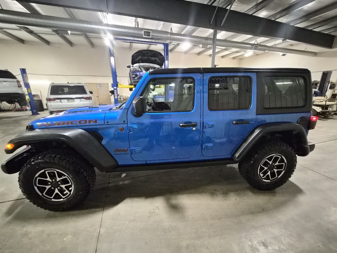 2024 Jeep Wrangler 4-Door Rubicon's photo