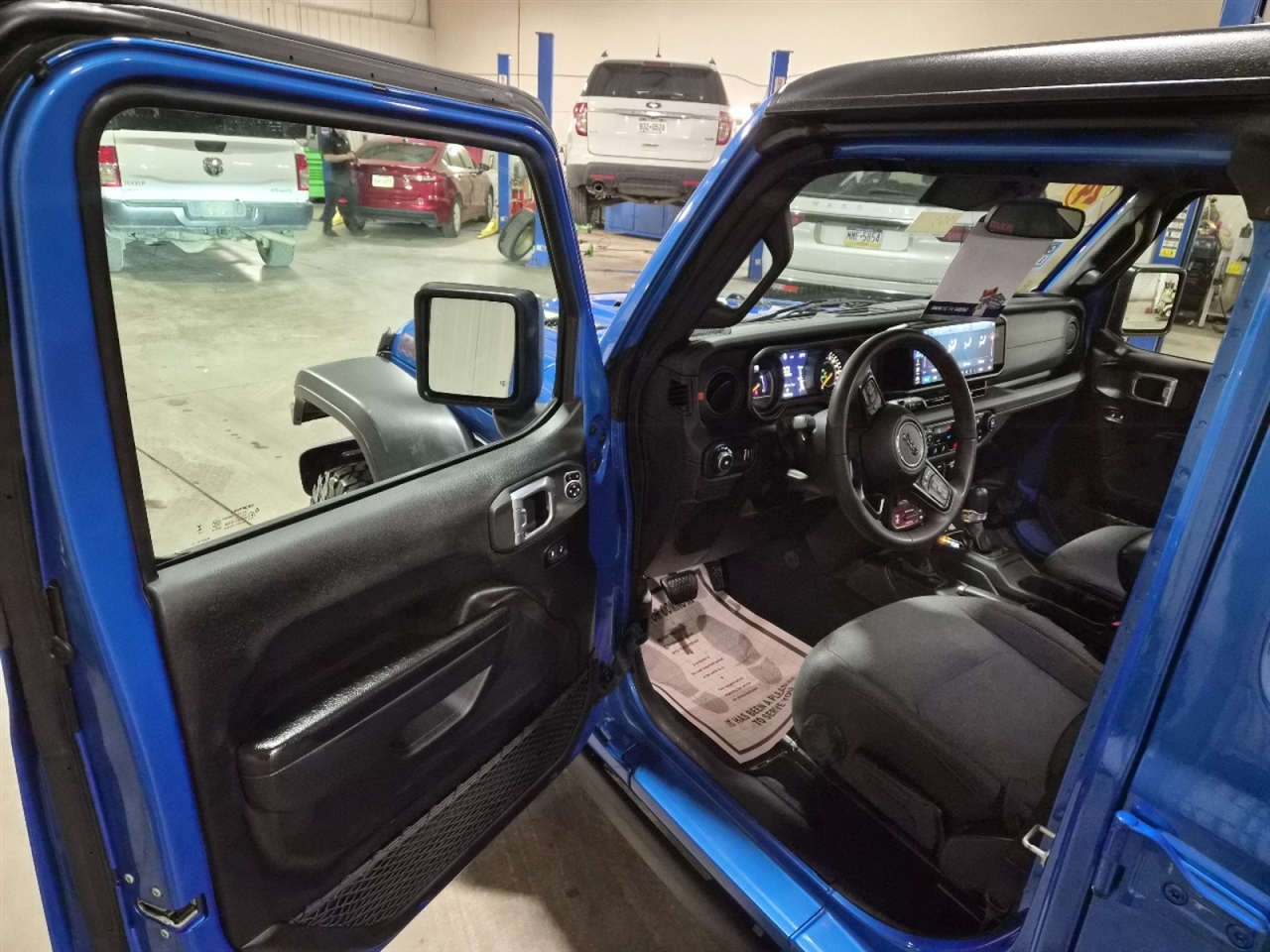 Jeep Wrangler Rubicon 2024