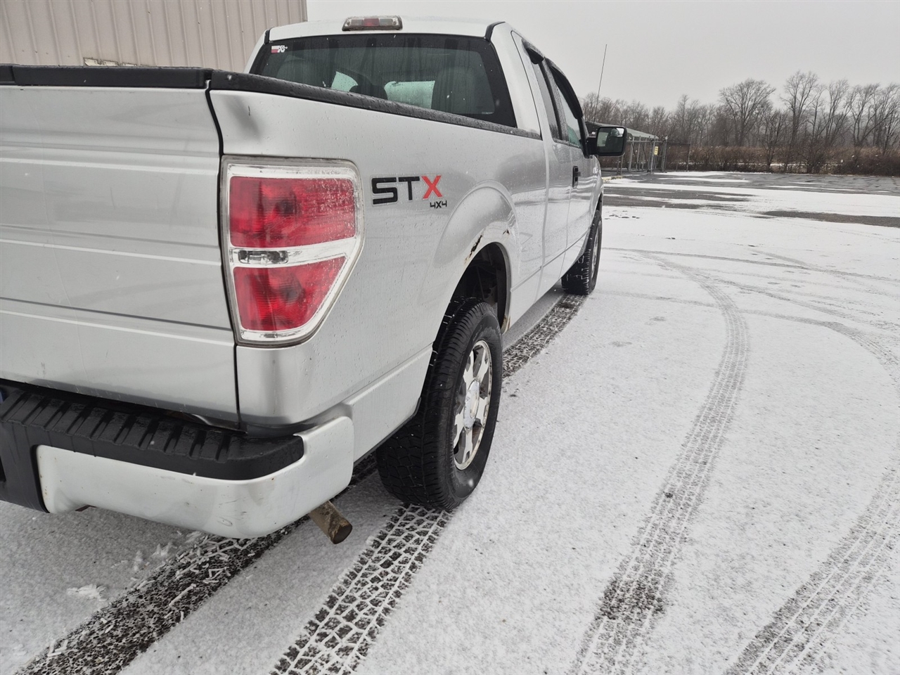Ford F-150 XLT SuperCab 8-ft. Bed 4WD 2010