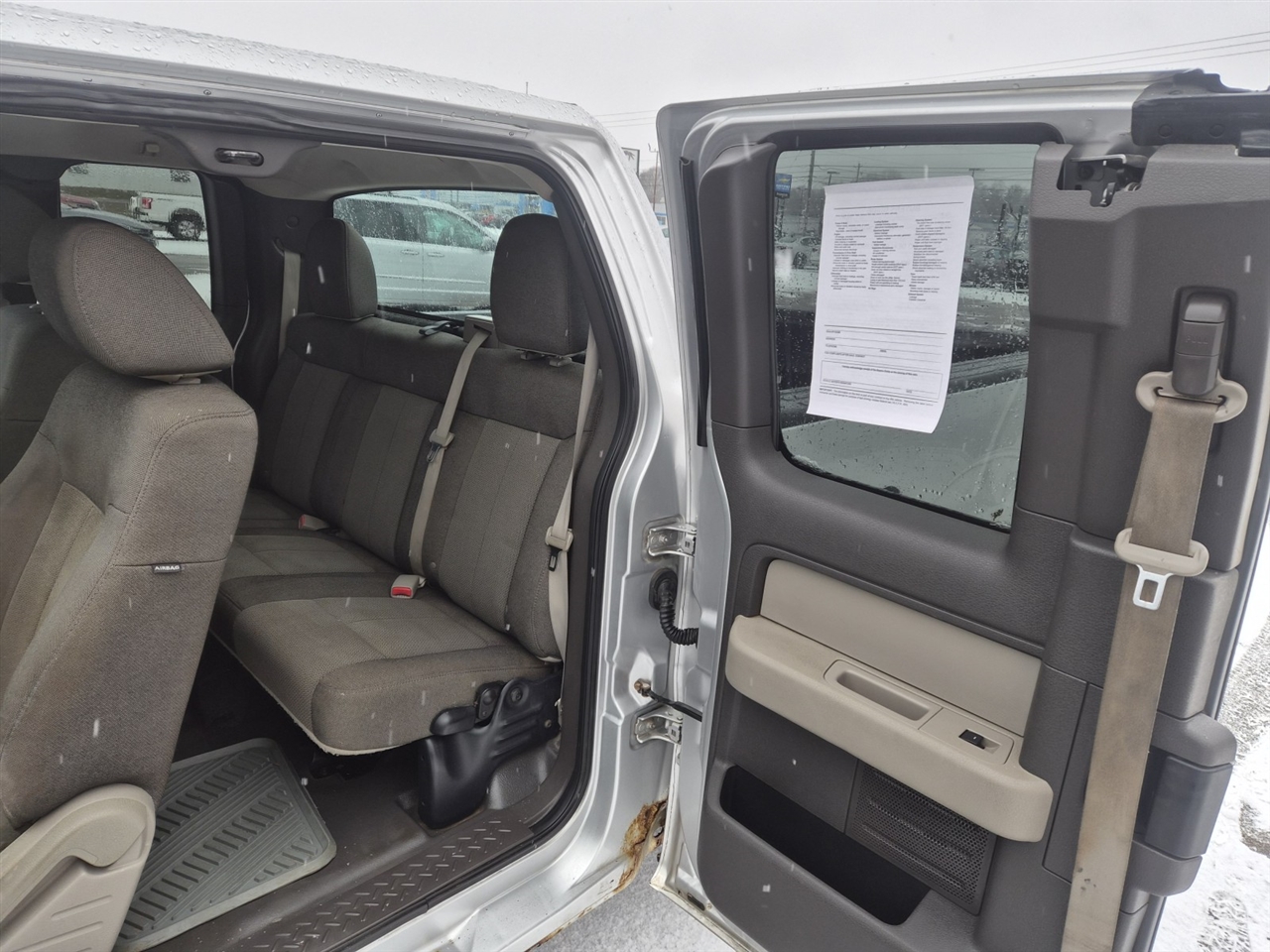 Ford F-150 XLT SuperCab 8-ft. Bed 4WD 2010