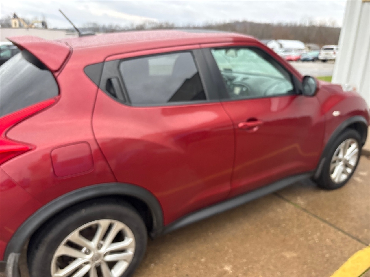 Nissan Juke S AWD 2013