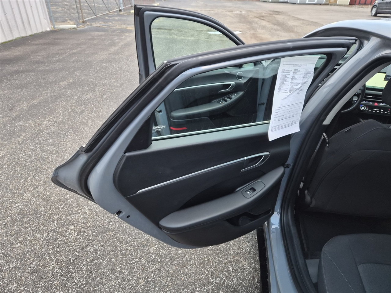 Hyundai Sonata SEL 2024