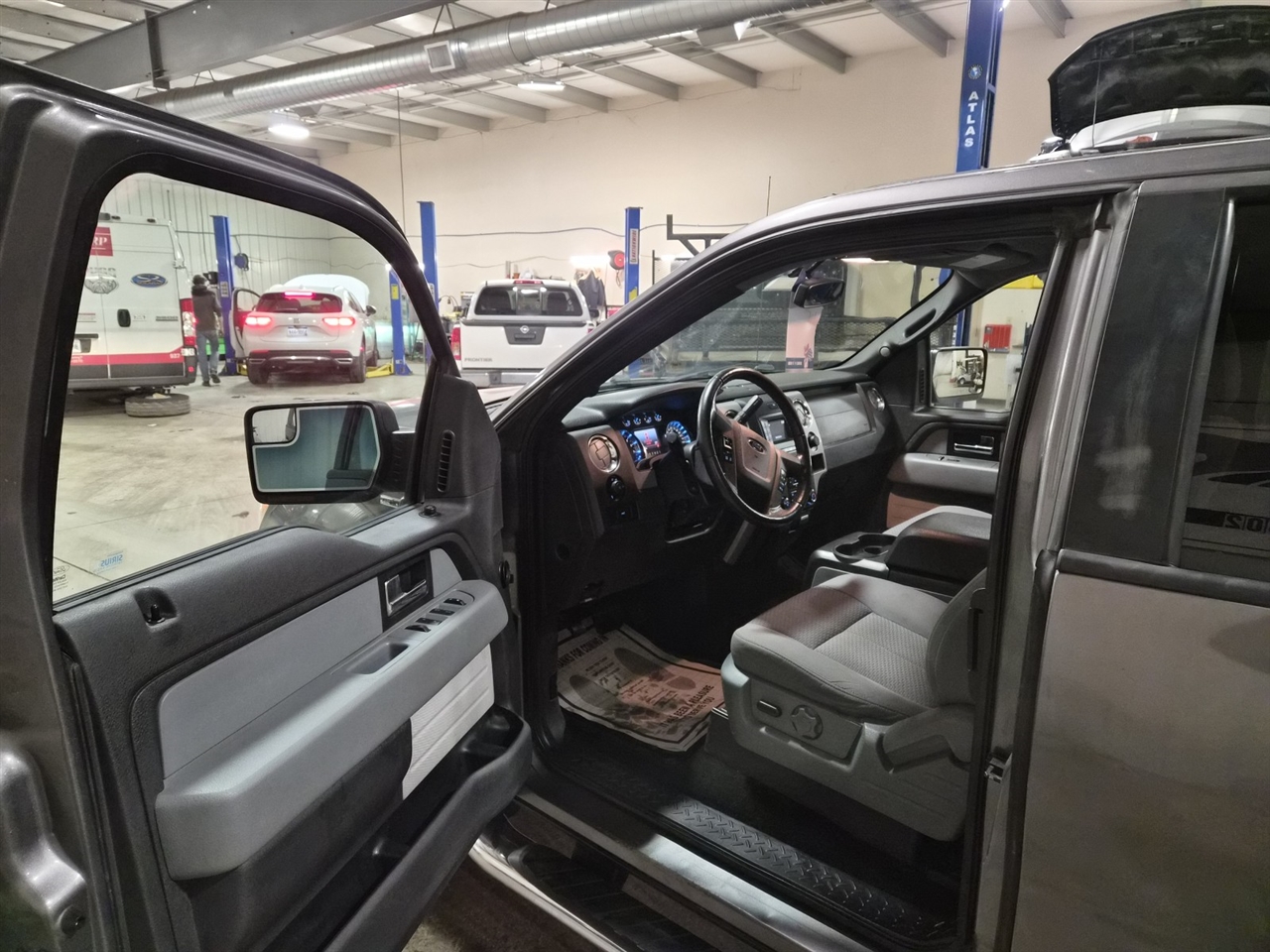 Ford F-150 XLT SuperCab 8-ft. Bed 4WD 2014
